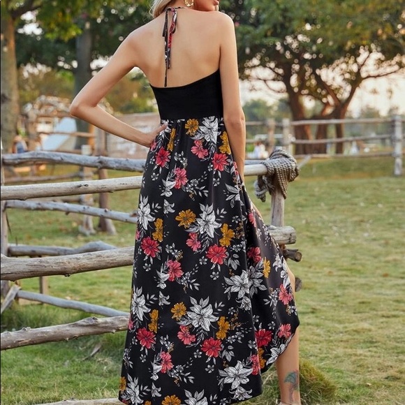 Floral Print Tulip Hem Tie Back Halter Dress - Picture 7 of 8